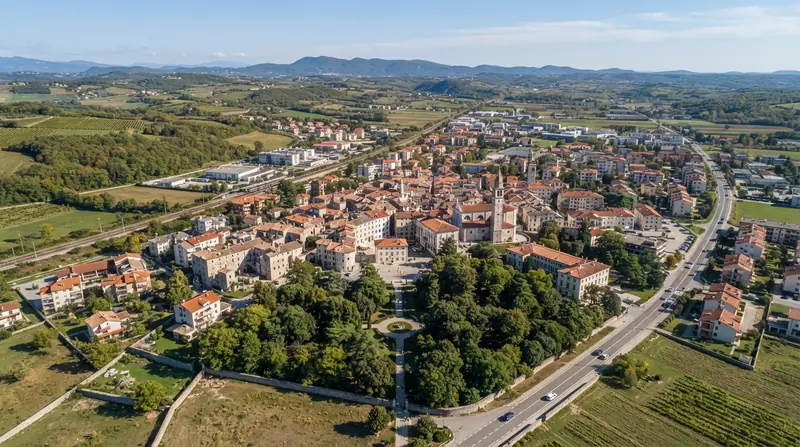 Pogled iz vazduha na Sežanu, Slovenačka obala, Slovenija — odredište kombi prevoza iz Srbije